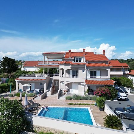Villa Gehl Lopar Eksteriør billede